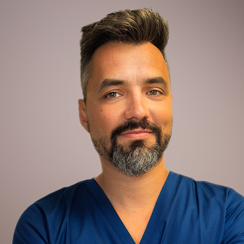 https://royaldentalstudio.hu/wp-content/uploads/Dr._Pentek_Balazs_800.jpg