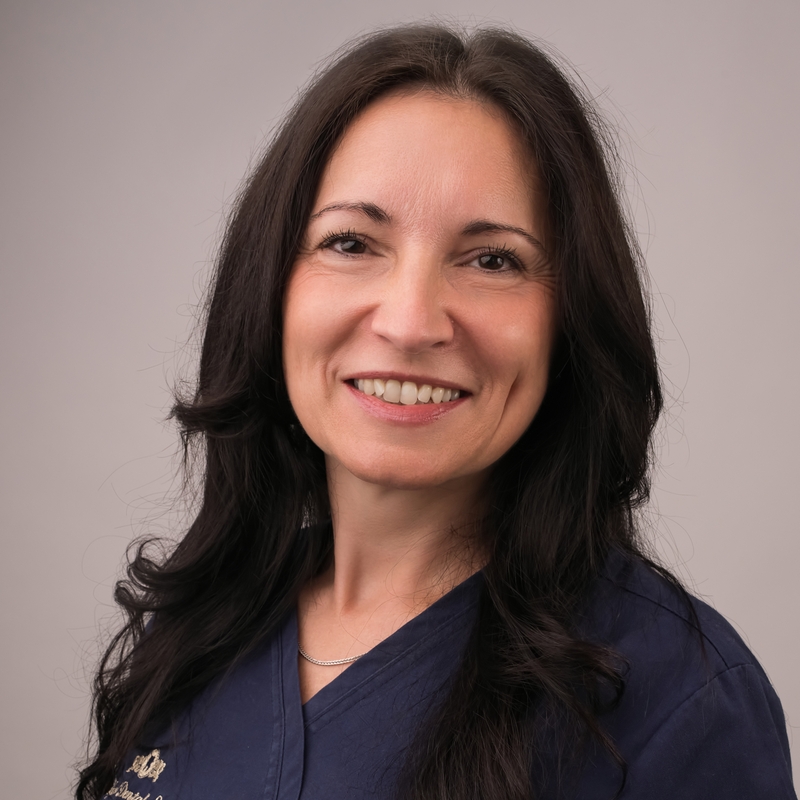 https://royaldentalstudio.hu/wp-content/uploads/Kovacs_Adel_800.jpg